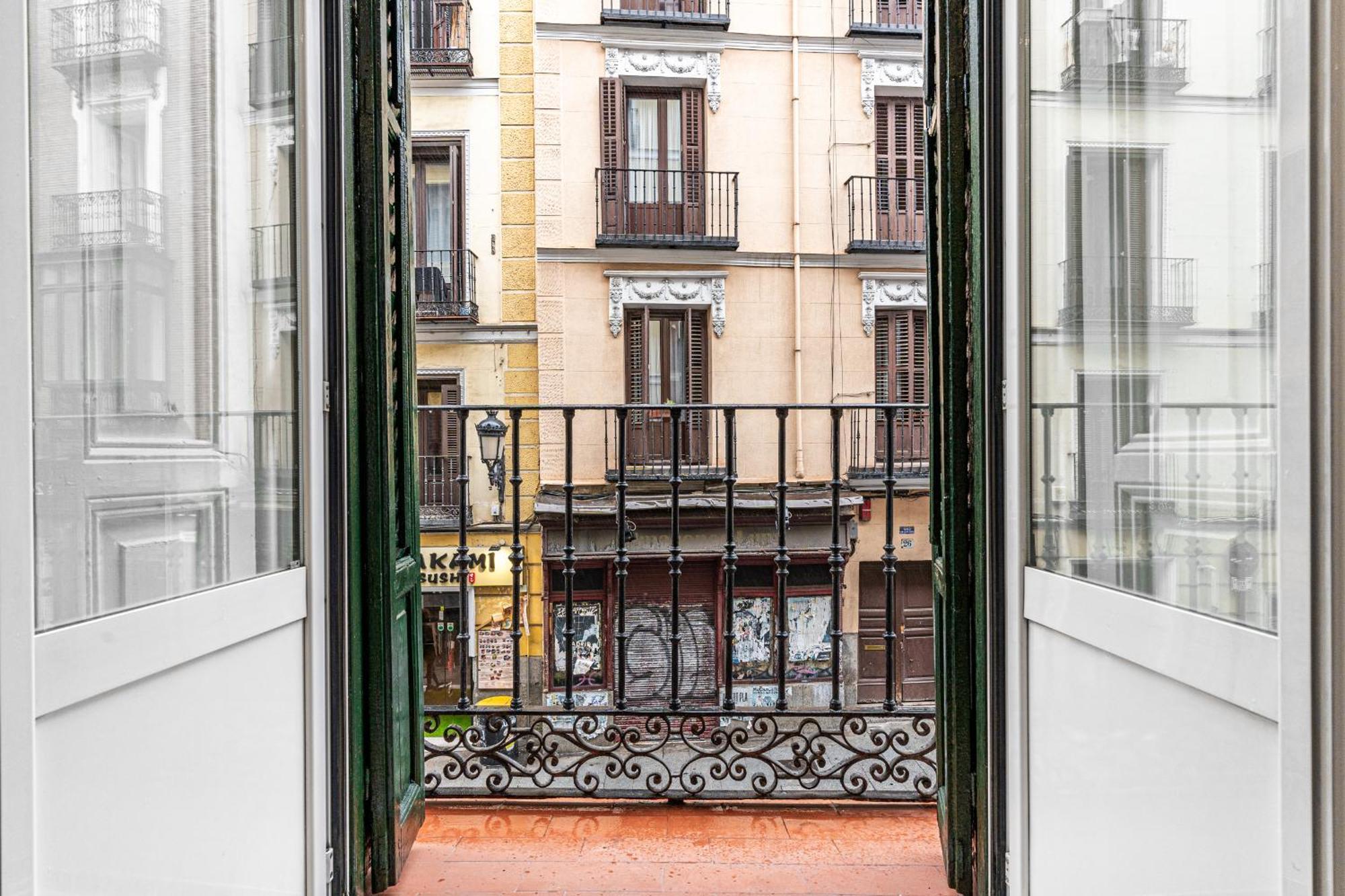 Vr Jeronima Apartments Madrid Exterior foto